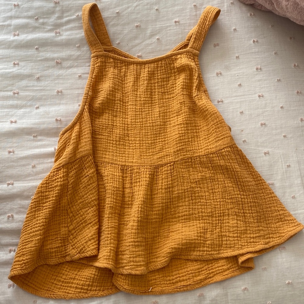Yellow tank